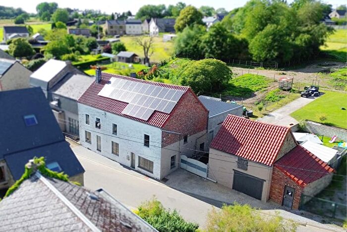 Rue du Centenaire, METTET - Maison 4 pièces à vendre