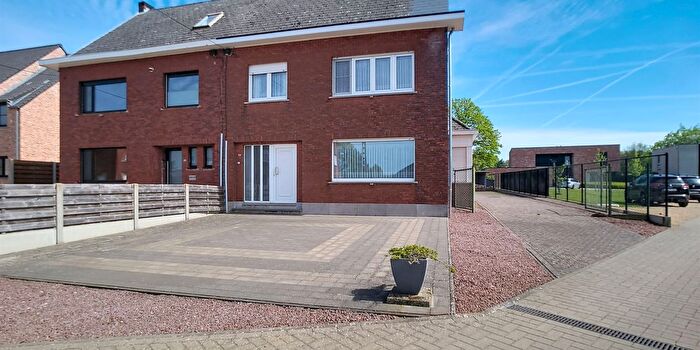 Maison 4 pièces à vendre à Kerkbossenstraat, HeistopdenBerg