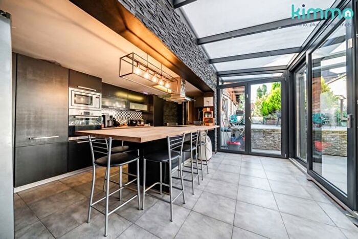 Maison 5 pièces à Rue des Gonceries, Montsurmarchienne, à vendre