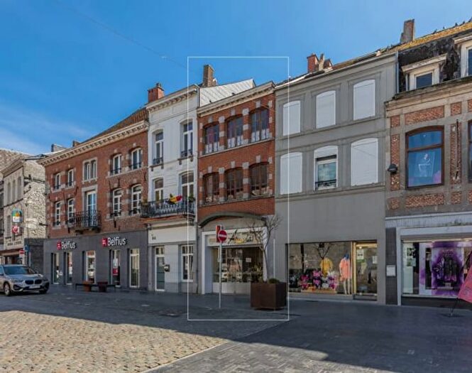 Grand'Place, Chimay - Maison 4 pièces à vendre