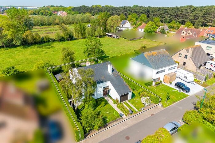 Maison 12 pièces à PlatanenlaanWest, De Haan, à vendre