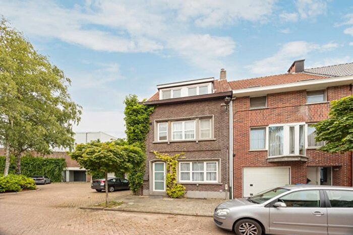 Maison 4 pièces à vendre à Lode Geysenstraat, Antwerpen