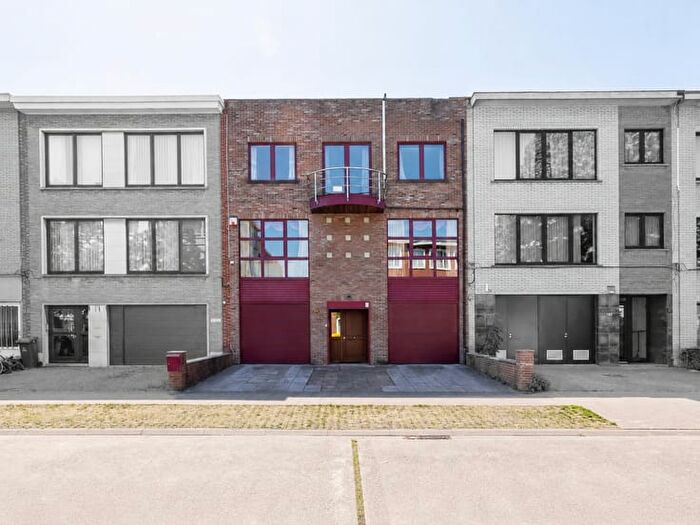 Maison 6 pièces à Oosterveldlaan, WILRIJK, à vendre