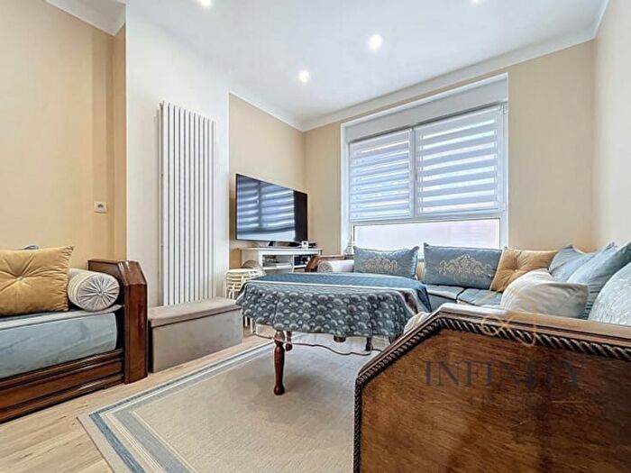 Rue Général Charles Collyns, Liège : Maison 5 pièces à vendre