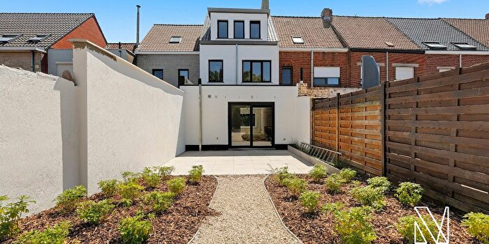 Maison 4 pièces à vendre à GuldenSporenstraat, Harelbeke