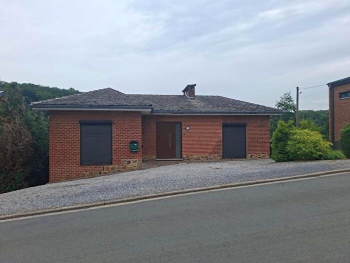 Maison 3 pièces à Rue de Nalinnes, Jamioulx, à vendre