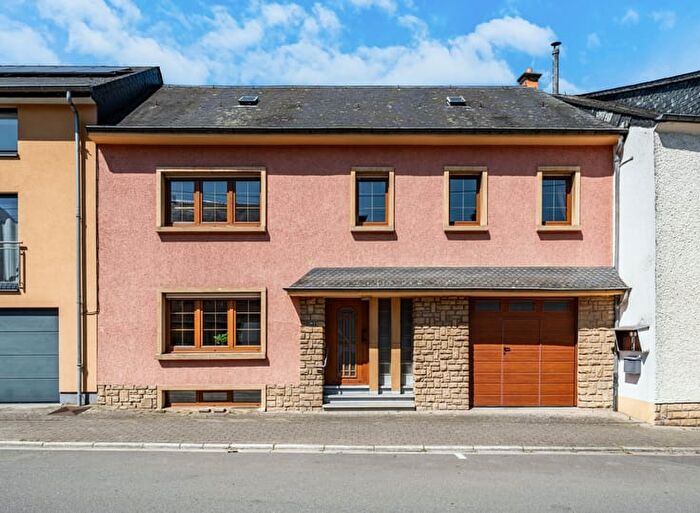 Rue du Chalet, HALANZY - Maison 4 pièces à vendre
