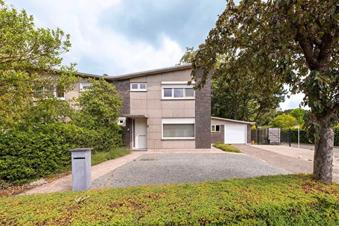 Maison 4 pièces à Heidemolenbaan, Westmalle, à vendre