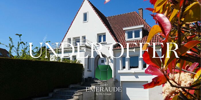 Maison 5 pièces à vendre à Moeskroen, Henegouwen