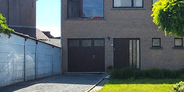 Godveerdegemstraat, Zottegem : Maison 3 pièces à louer