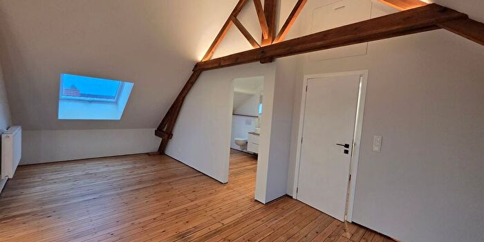 Maison 3 pièces à Rue du Menil, BrainelAlleud, à louer