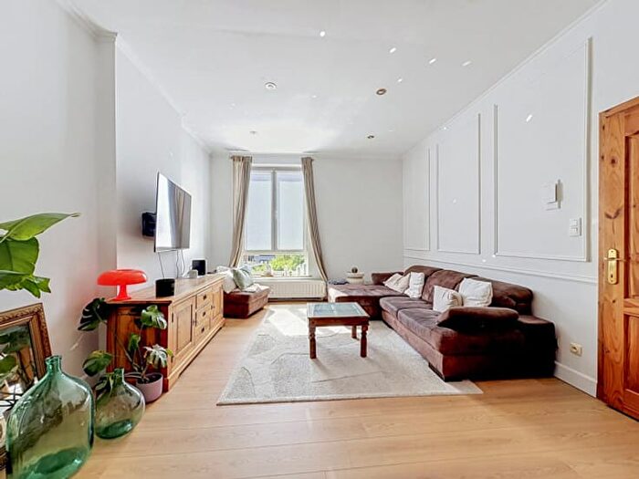 Appartement 3 pièces à vendre à Rue Grimard, Charleroi