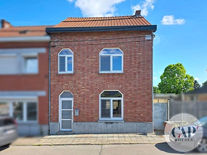 Rue Cyrille Dewael, ORPJAUCHE : Maison 2 pièces à vendre