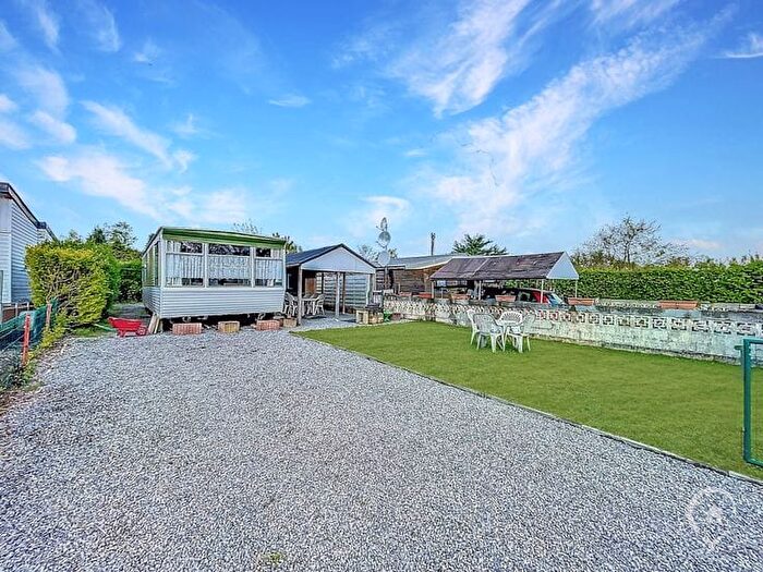 Maison 2 pièces à vendre à Allée des Éperviers, Hastière