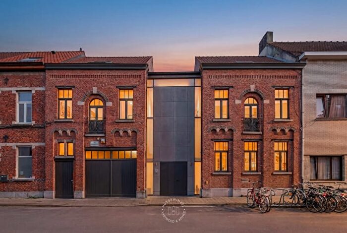 Maison 12 pièces à vendre à Lozevisserstraat, Gent