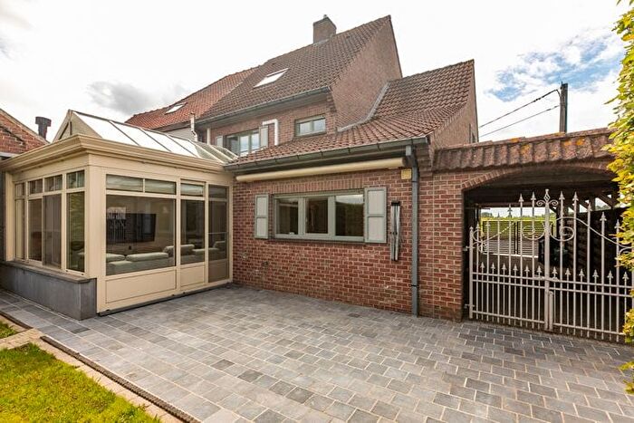 Maison 4 pièces à vendre à Hulstersestraat, Wielsbeke
