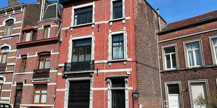 Rue du Coq, Liège : Maison 5 pièces à vendre