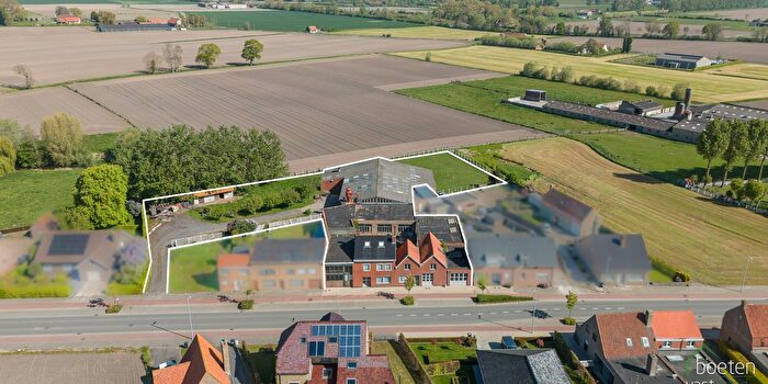 Maison 3 pièces à vendre à Rozendaalstraat, Alveringem
