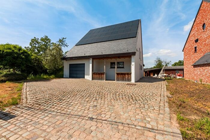Maison 4 pièces à vendre à Scheiloopstraat, Herselt