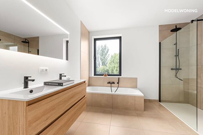 Maison 3 pièces à vendre à Koolputstraat, Beverenkruibekezwijndrecht