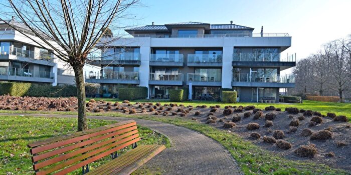 Bornstraat A, Roeselare : Appartement 2 pièces à louer
