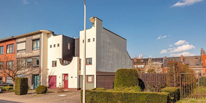 Maison 4 pièces à Hoevelei, Aartselaar, à vendre