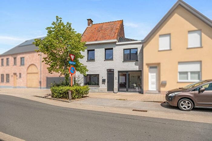 Gitsstraat, Kortemark : Maison 13 pièces à vendre