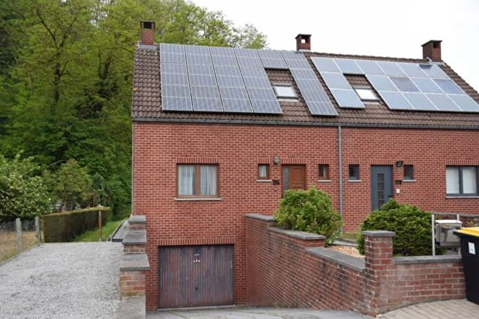 Rue Emile Jambe, Havré : Maison 3 pièces à vendre