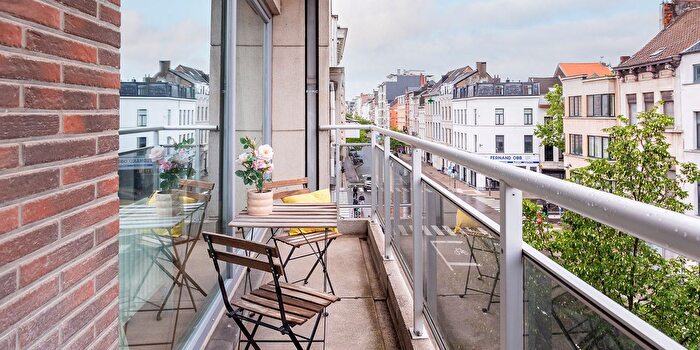 Appartement 2 pièces à Paleisstraat, Antwerpen, à vendre