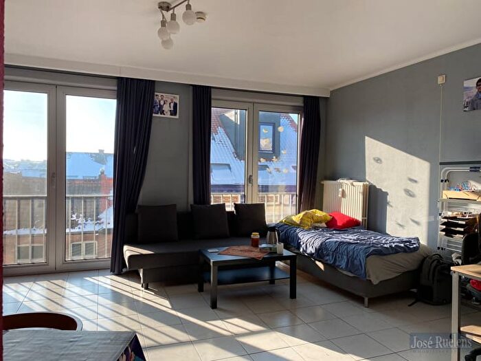 Appartement 3 pièces à louer à Tiensestraat, Leuven