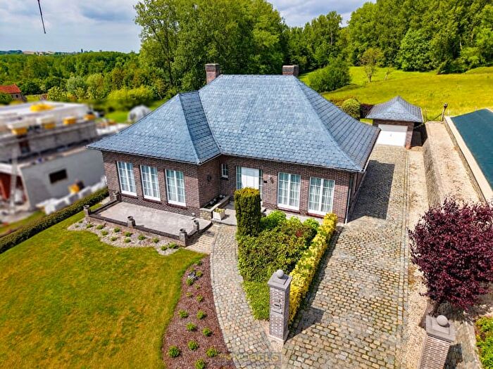 Maison 15 pièces à Berendries, Brakel, à vendre