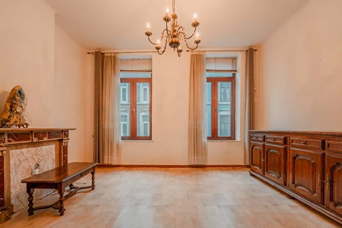 Maison 6 pièces à vendre à Rue SaintLéonard, LIEGE