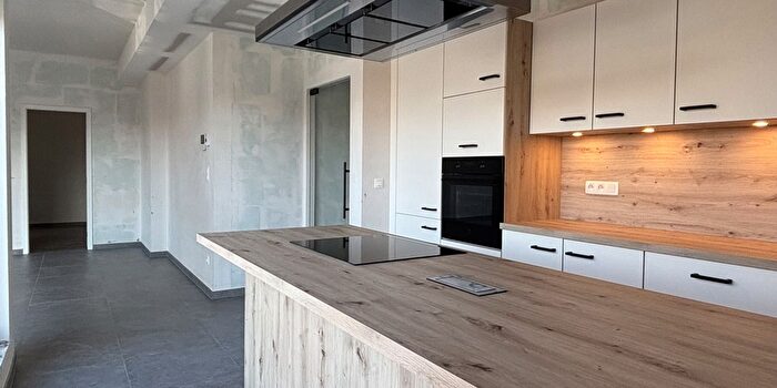 Appartement 3 pièces à vendre à Chimay, Henegouwen