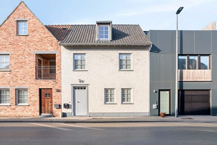 Maison 17 pièces à Ieperstraat a, Staden, à vendre