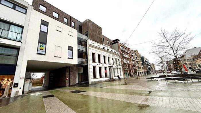 Appartement 8 pièces à louer à Markt A, Deinze