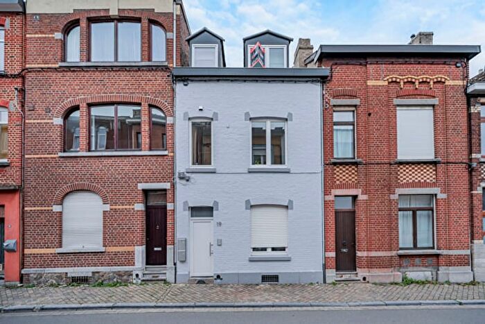 Maison 3 pièces à vendre à Rue du Puits, Liège
