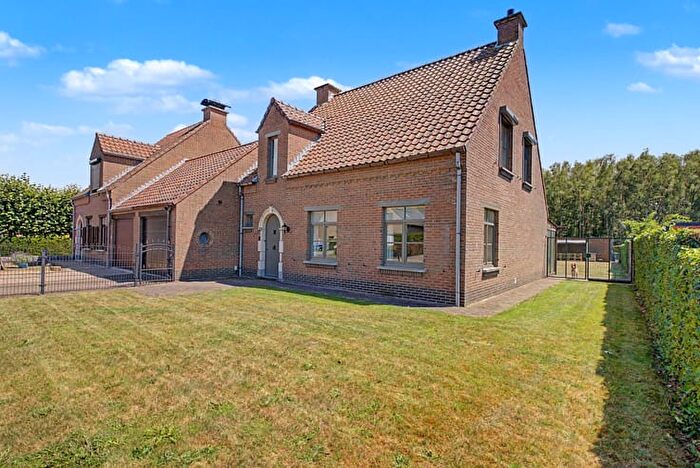 Maison 3 pièces à vendre à Kemelstraat, STEKENE
