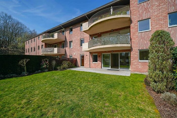 Appartement 2 pièces à vendre à Chaussée de Huy C, A