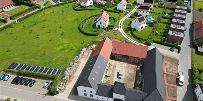 Langegrachtstraat, Hoepertingen : Maison 3 pièces à vendre
