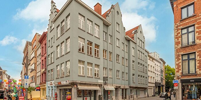 Appartement 3 pièces à vendre à Steenhouwersvest, Antwerpen