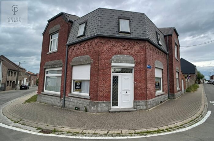 Maison 10 pièces à vendre - Aug Robijnsstraat, Attenhoven