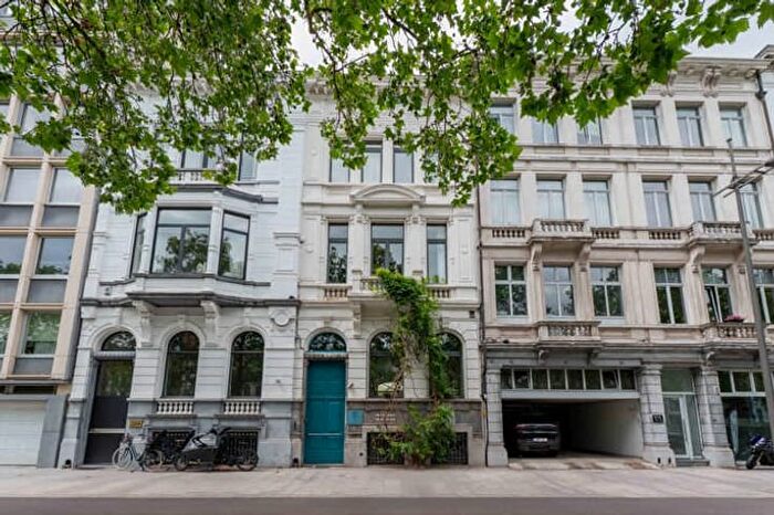 Maison 6 pièces à vendre - Amerikalei, Antwerpen