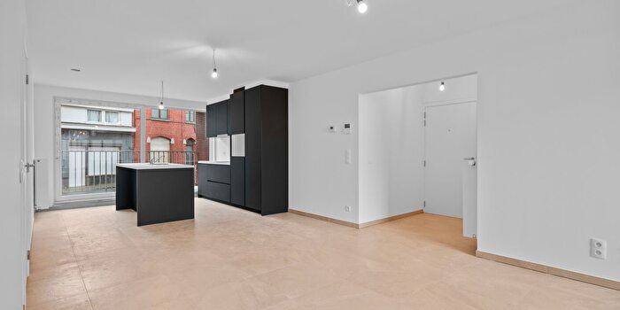 Appartement 2 pièces à vendre à Moeskroen, Henegouwen