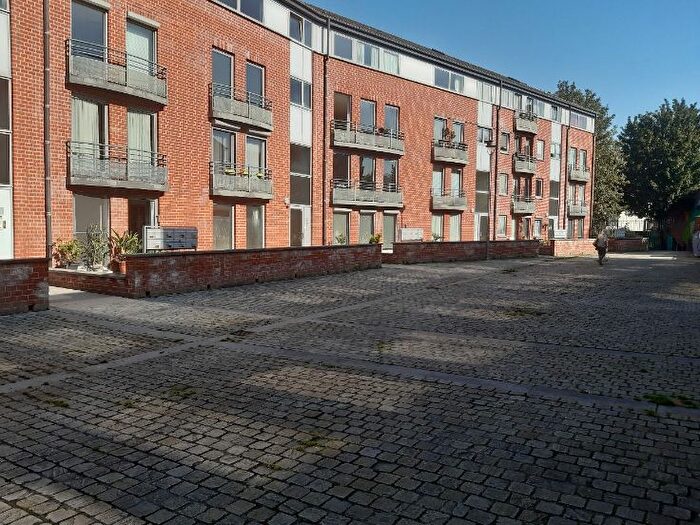 Place Roger Delooze, Mons - Appartement 2 pièces à louer