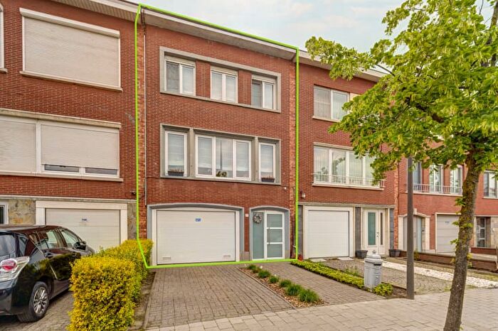 Maison 4 pièces à Smedenstraat, Wilrijk, à vendre