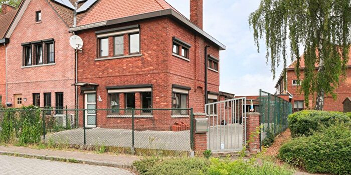 Maison 3 pièces à Zandbergstraat, Genk, à vendre