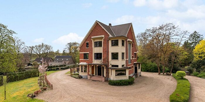 Neerjouten, Zolder : Maison 8 pièces à vendre
