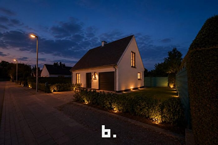 Zannekinstraat, Oostkamp : Maison 1 pièce à vendre