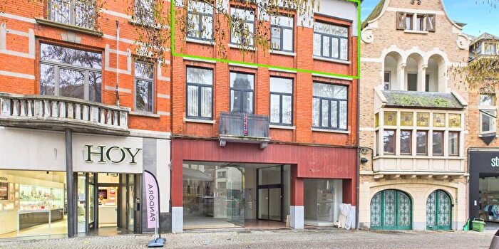 SintMartenplein, SintTruiden : Appartement 2 pièces à vendre