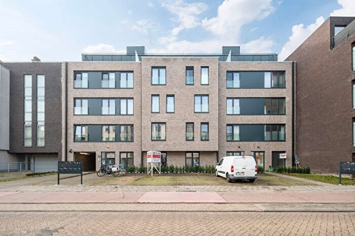 Maastrichtersteenweg, HASSELT : Appartement 1 pièce à vendre